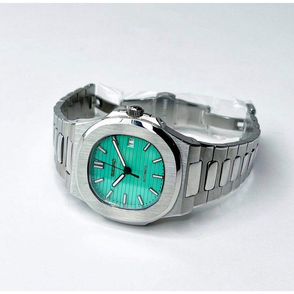 DIDUN Stainless Steel Men's Watch with BGW-9 Green Super Luminous Dial, 40mm, Quartz Movement, Water Resistant up to 30M.